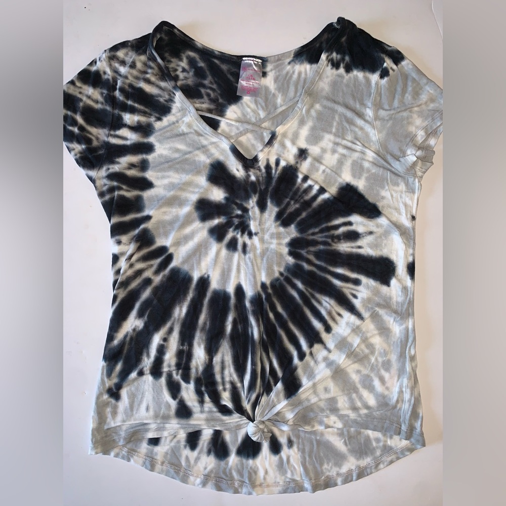 No boundaries blouse, new, polyester, tie dye